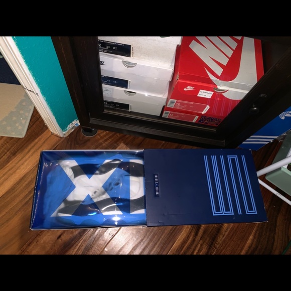 Jordan 11 High “Win like 82” retros - Picture 6 of 8